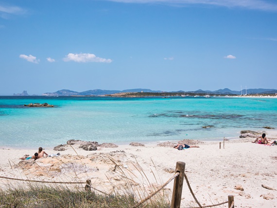playa de Ses Illetes formentera 