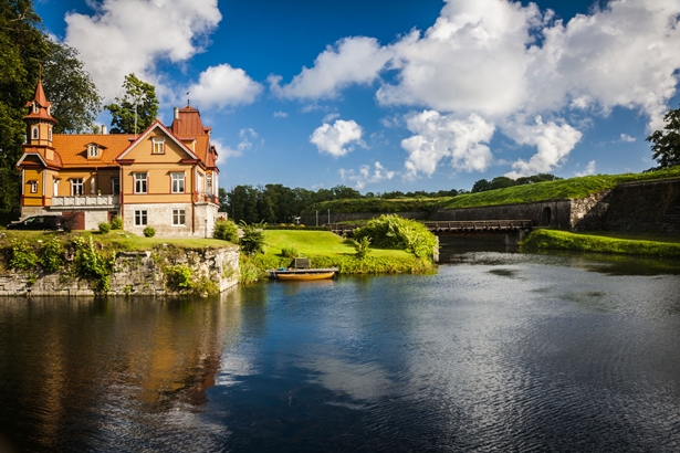 Fotolia 67425136 Subscription Monthly M sareeema estonia BLOG 