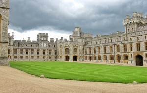 Castelul Windsor vedere catre apartamentele de stat 300x191 
