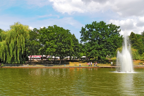 Fotolia 69075768 Subscription Monthly M Volkspark Friedrichshain berlin