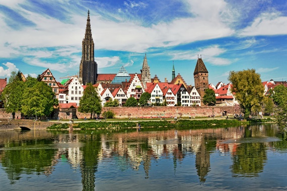 Fotolia 78298337 Subscription Monthly M ulm germania 