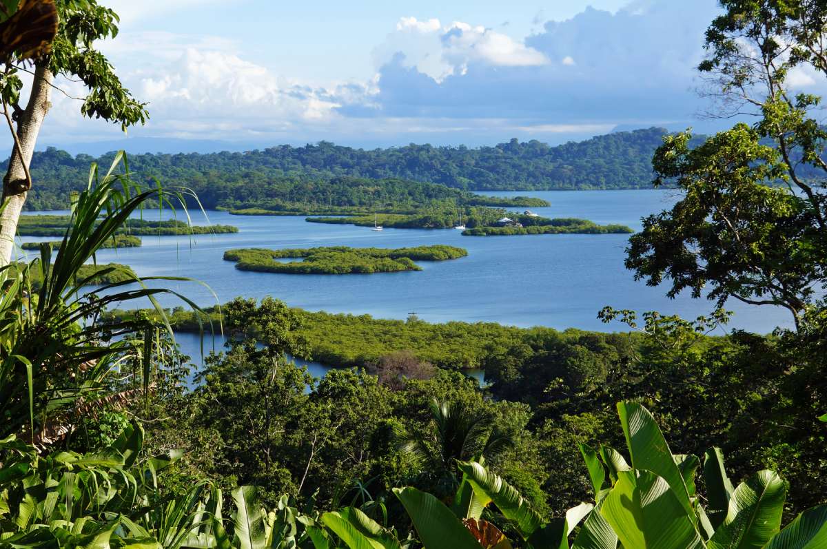 panama bocas del toro archipelago 