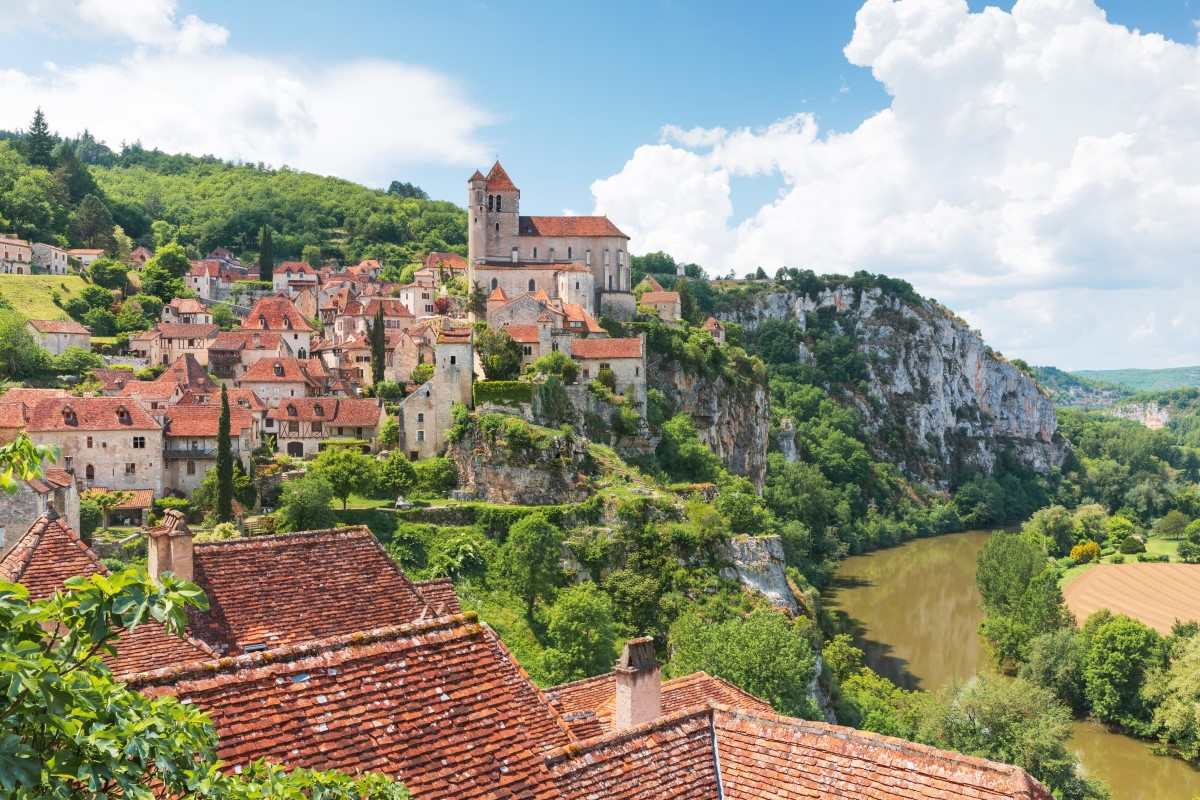 saint cirq lapopie panorama 