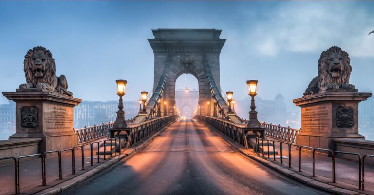 Most Łańcuchowy w Budapeszcie ©Shutterstock