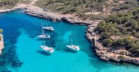 Cala Sa Nau, Majorka, Baleary, Hiszpania © Shutterstock