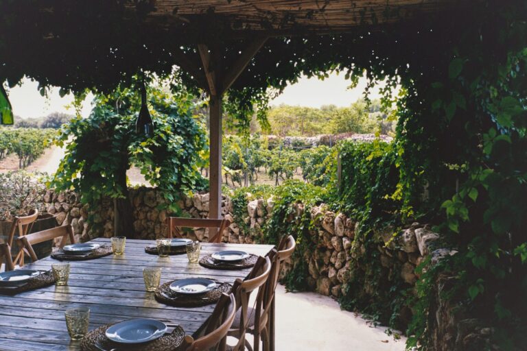 Restauracja w winnicy winnicy Bodegas Binifadet na Minorce ©Shutterstock