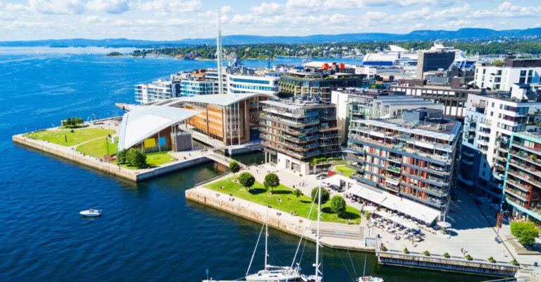 Port w Oslo, Norwegia © Shutterstock