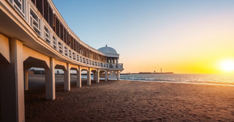 plaża La Caleta, Costa de la Luz, Hiszpania © Shutterstock