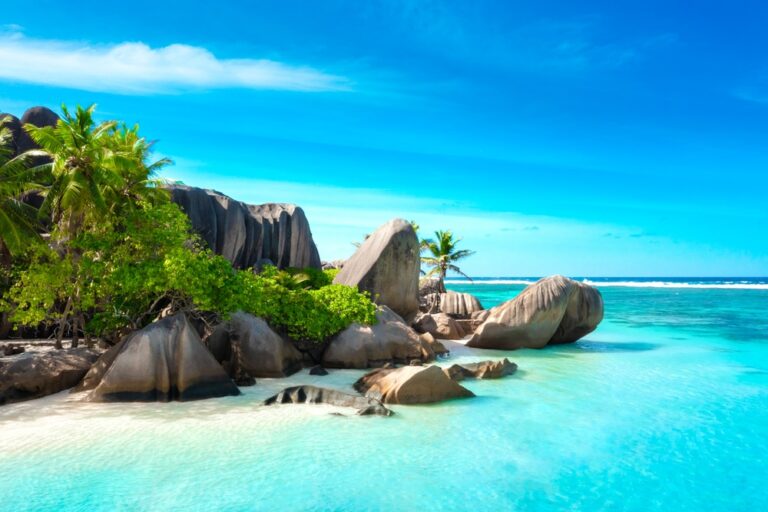 Plaża La Digue, Seszele © Shutterstock