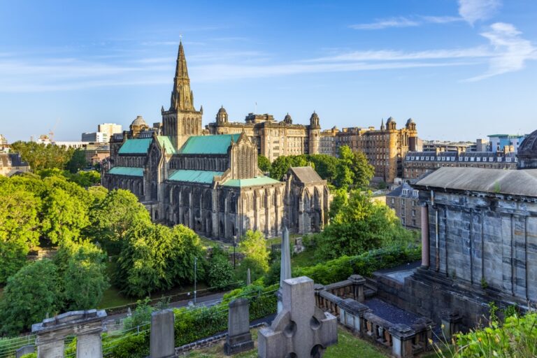 Glasgow Cathedral, Wielka Brytania © Shutterstock