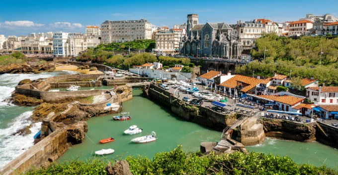 Biarritz jedno z najpiękniejszych francuskich miast