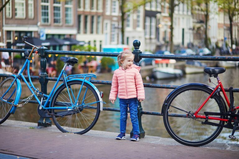 Amsterdam © Shutterstock