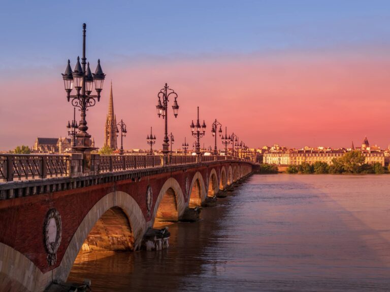 Bordeaux, Francja © Shutterstock