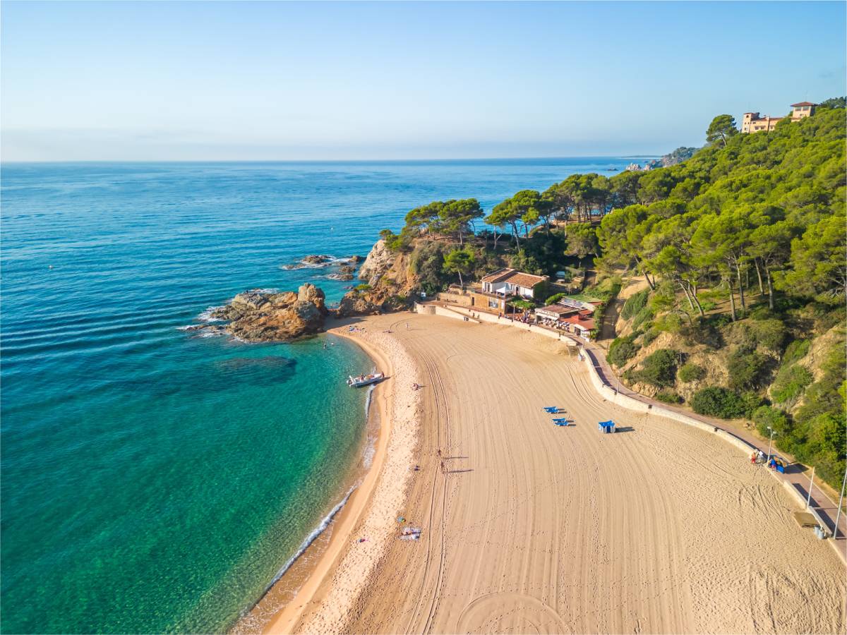 Fenals Beach, Lloret de Mar © Shutterstock