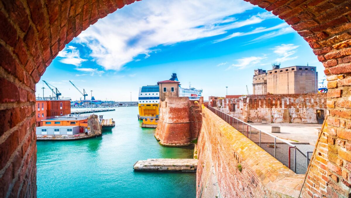 Fortezza Vecchia, Livorno, Włochy © Shutterstock