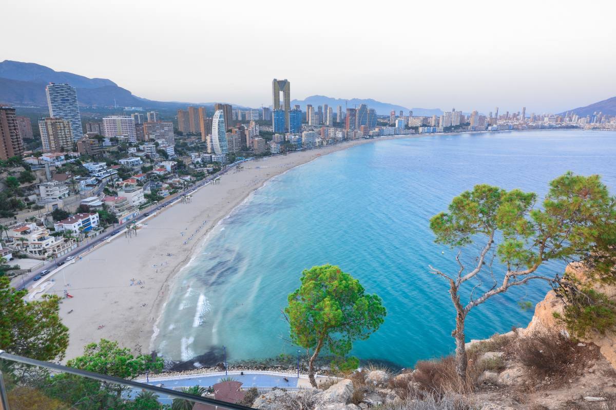 Levante Beach – Benidorm © Shutterstock