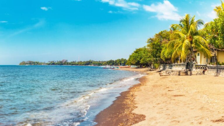Lovina Beach, Bali, Indonezja © Shutterstock