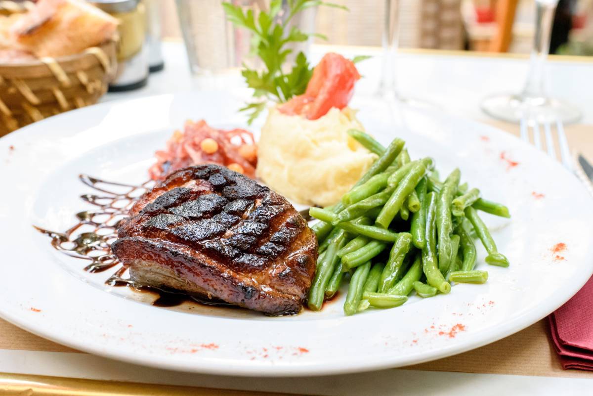 Magret de Canard – specjał kuchni francuskiej © Shutterstock