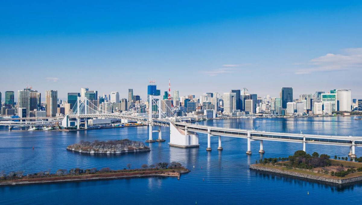 Most Tęczowy w Tokio © Shutterstock