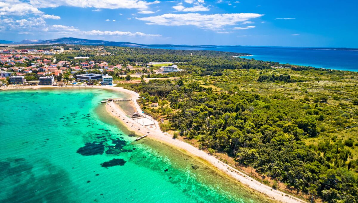 Novalja, wyspa Pag, Chorwacja © Shutterstock