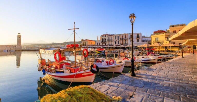 Rethymno, Kreta, Grecja. Widok na stary port © Shutterstock
