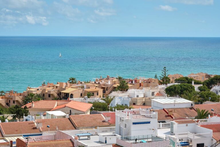 Torrevieja. Costa Blanca, prowincja Alicante, Hiszpania © Shutterstock