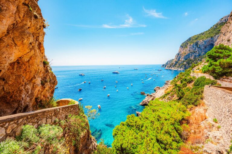 Via Krupp na wyspie Capri we Włoszech © Shutterstock