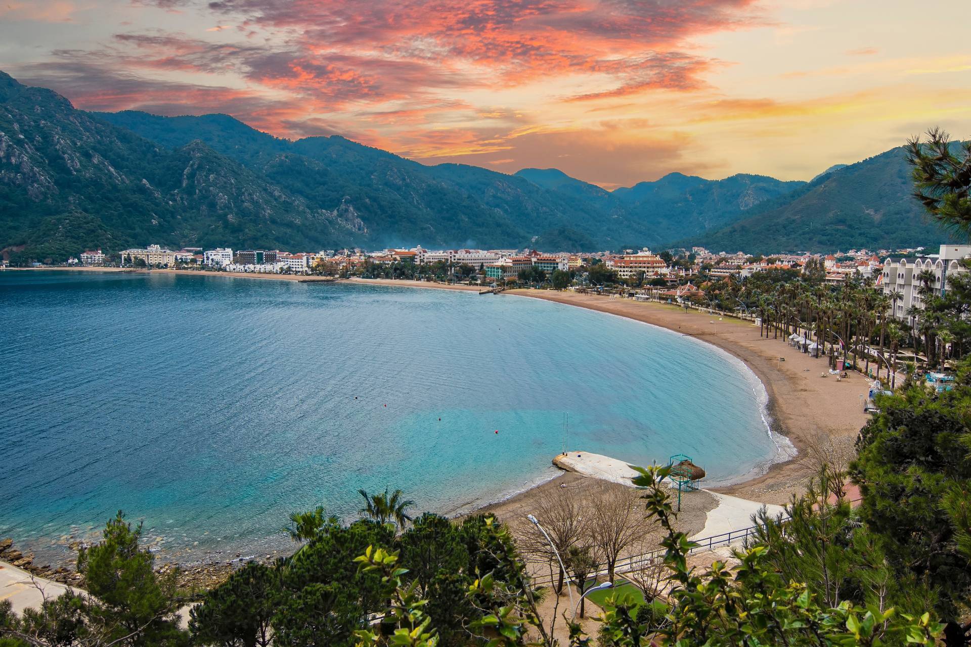 Widok na plażę Icmeler w Marmaris © Shutterstock