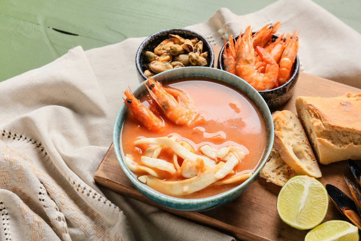 Zupa Cacciucco, Włochy © Shutterstock
