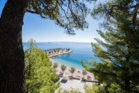 piękna plaża w Splicie, Chorwacja © Shutterstock