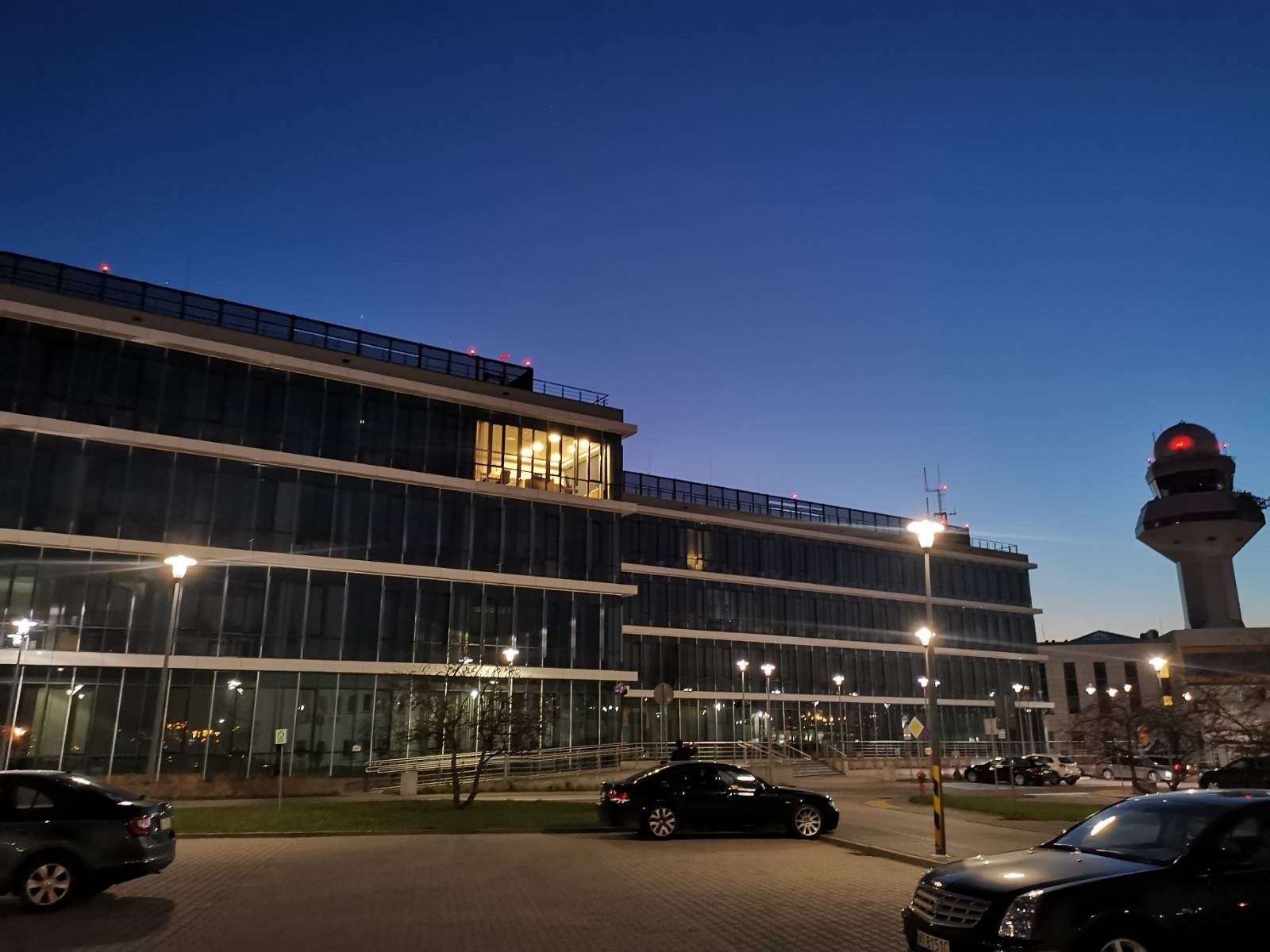 lotnisko i kontrola ruchu lotniczego